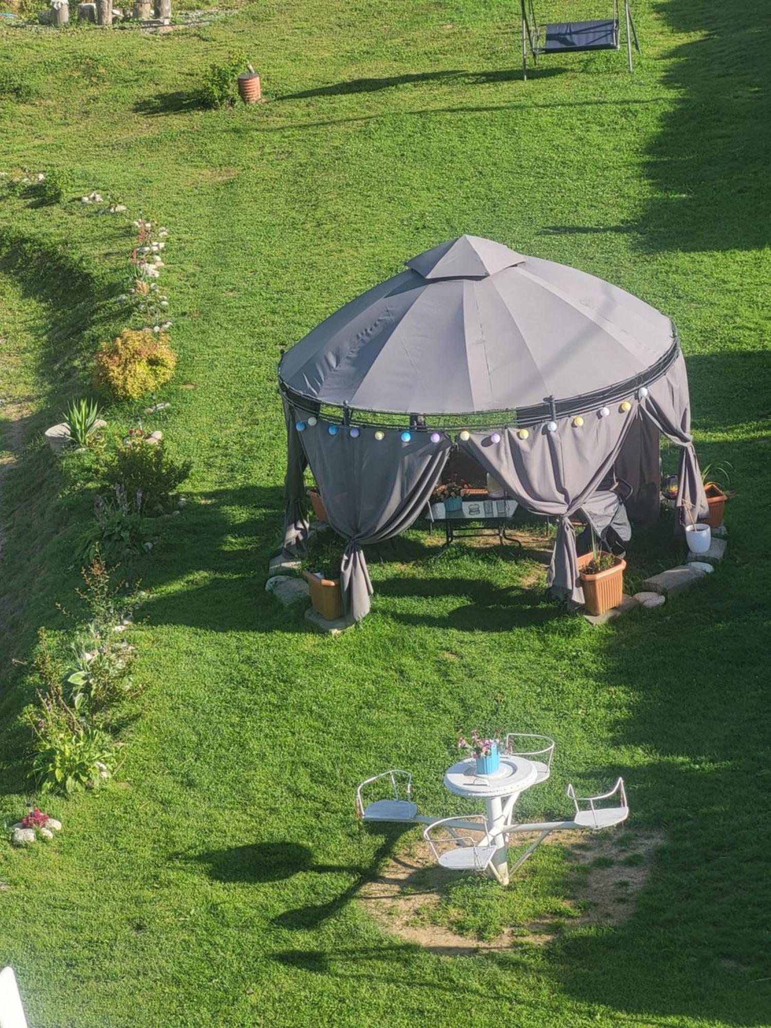 Glamping Gliczarow Klapnioki Bed and Breakfast Leśnica Eksteriør billede